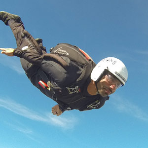 Get your skydiving license in a week!