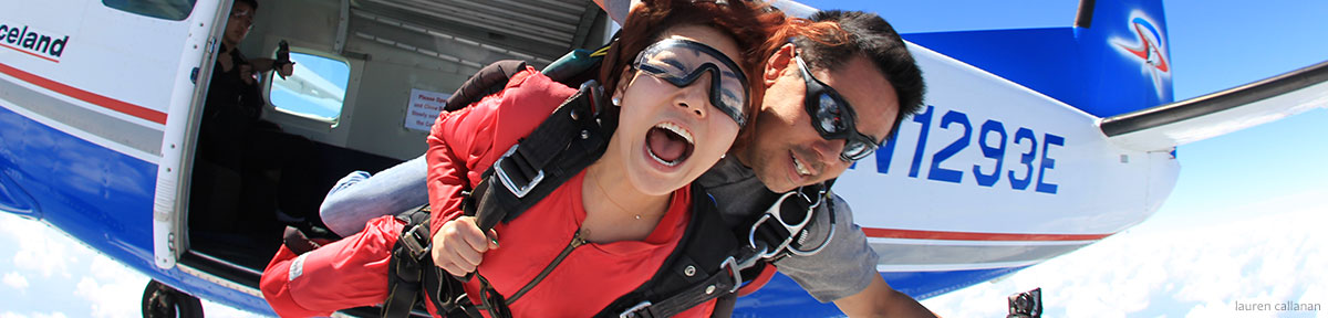 Tandem skydiving photo/video
