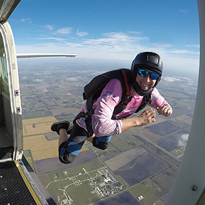 Get Your Skydiving License to Jump Solo in a Week!