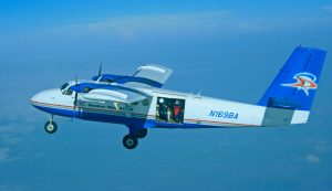 Skydiving airplane, Twin Otter