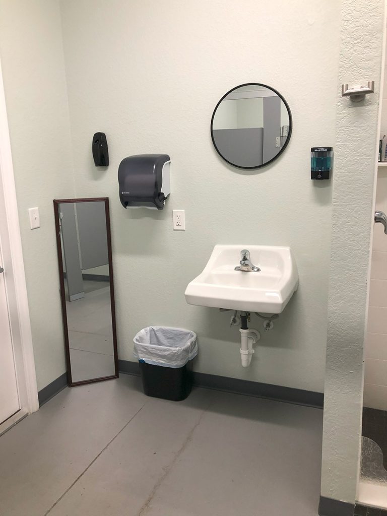 The air-conditioned packing room at Skydive Spaceland Florida has adjacent men&#039;s and women&#039;s restrooms including showers.